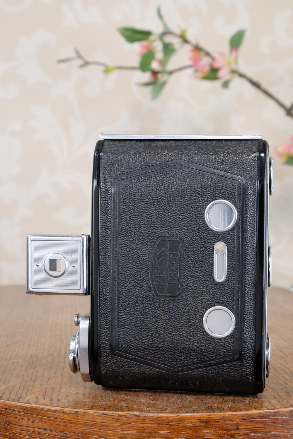 1938 Zeiss-Ikon Ikonta 6x4.5, Freshly Serviced, CLA'd