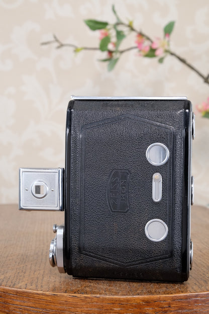 1938 Zeiss-Ikon Ikonta 6x4.5, Freshly Serviced, CLA'd