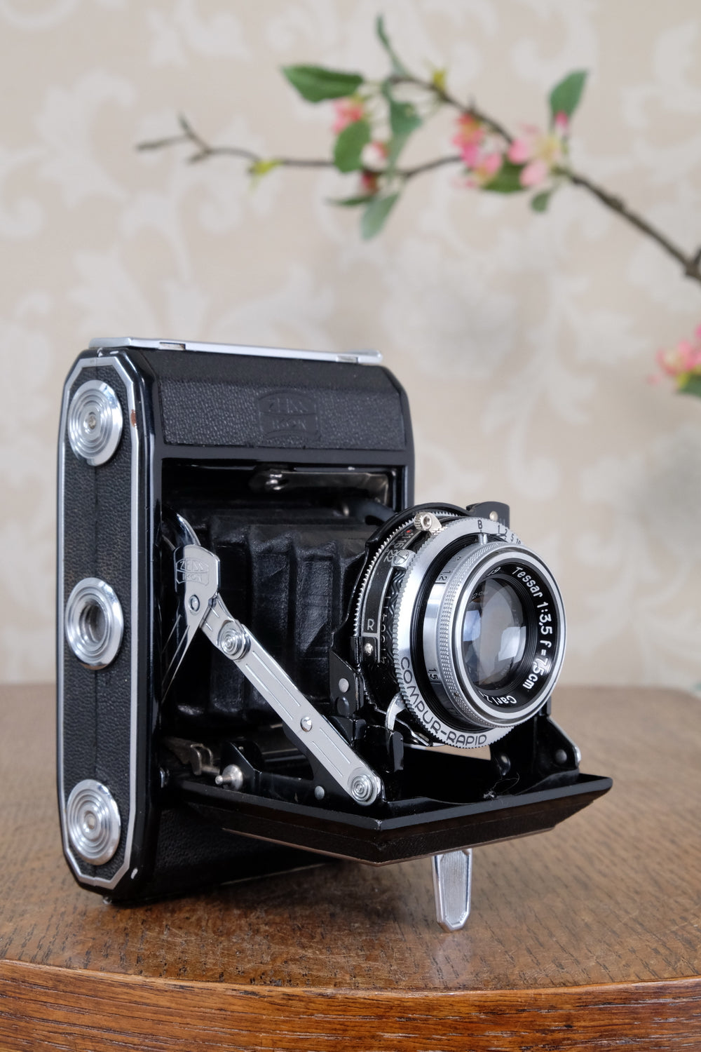 1938 Zeiss-Ikon Ikonta 6x4.5, Freshly Serviced, CLA'd