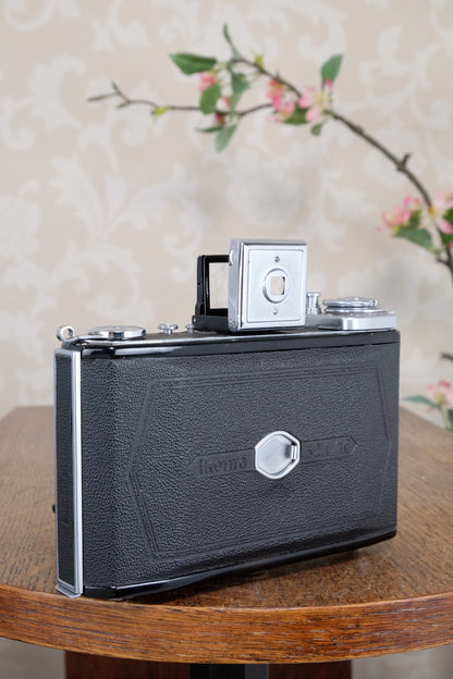 Near Mint! 1948 Zeiss-Ikon Ikonta with coated Opton-Tessar. CLA'd, Freshly Serviced!