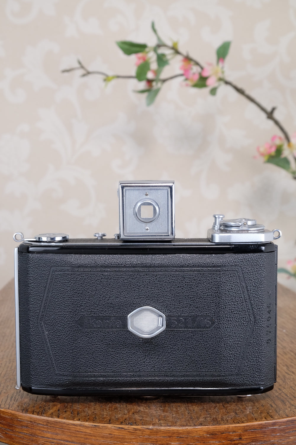 Near Mint! 1948 Zeiss-Ikon Ikonta with coated Opton-Tessar. CLA'd, Freshly Serviced!