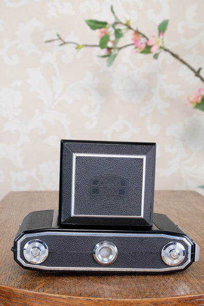 Near Mint! 1948 Zeiss-Ikon Ikonta with coated Opton-Tessar. CLA'd, Freshly Serviced!