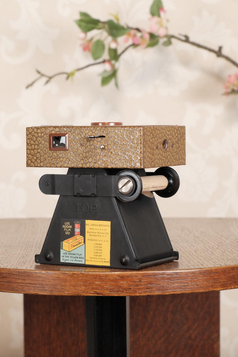 Superb! 1932 Art Deco Beau Brownie with its desirable original matching case, CLA'd, Freshly Serviced! - Kodak- Petrakla Classic Cameras