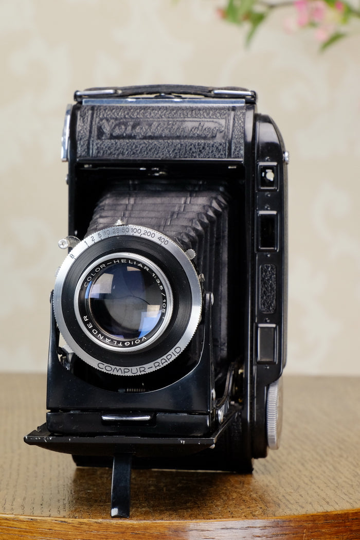 Stunning! 1947 Voigtlander 6x9 Bessa Rangefinder with Color-Heliar lens. Freshly Serviced! - Voigtlander- Petrakla Classic Cameras