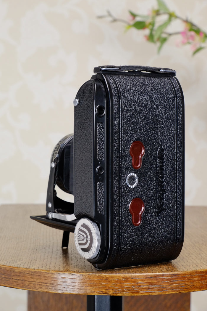 Stunning! 1947 Voigtlander 6x9 Bessa Rangefinder with Color-Heliar lens. Freshly Serviced! - Voigtlander- Petrakla Classic Cameras