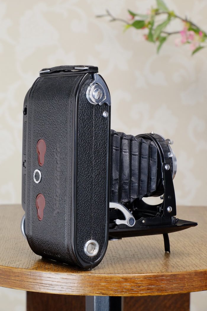 Stunning! 1947 Voigtlander 6x9 Bessa Rangefinder with Color-Heliar lens. Freshly Serviced! - Voigtlander- Petrakla Classic Cameras
