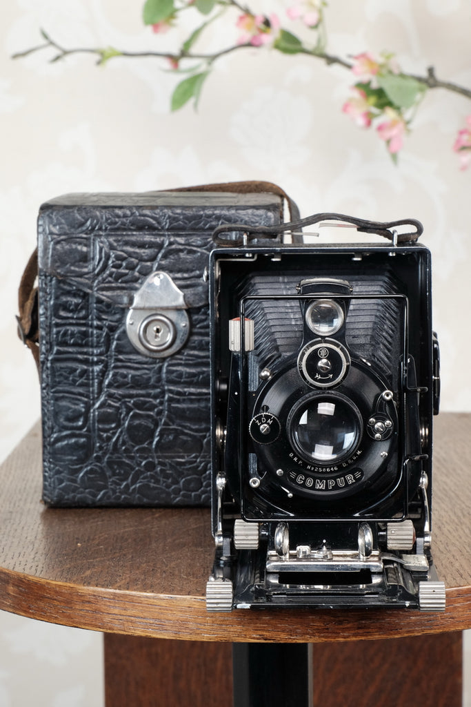 1926 Voigtlander Bergheil Camera with HELIAR LENS! Freshly serviced CLA’d - Voigtlander- Petrakla Classic Cameras