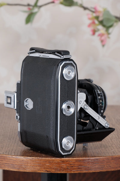 Superb! 1952 Zeiss Ikon Super Ikonta, Synchro-Compur & Coated Tessar, CLA’d, Freshly Serviced! - Zeiss-Ikon- Petrakla Classic Cameras