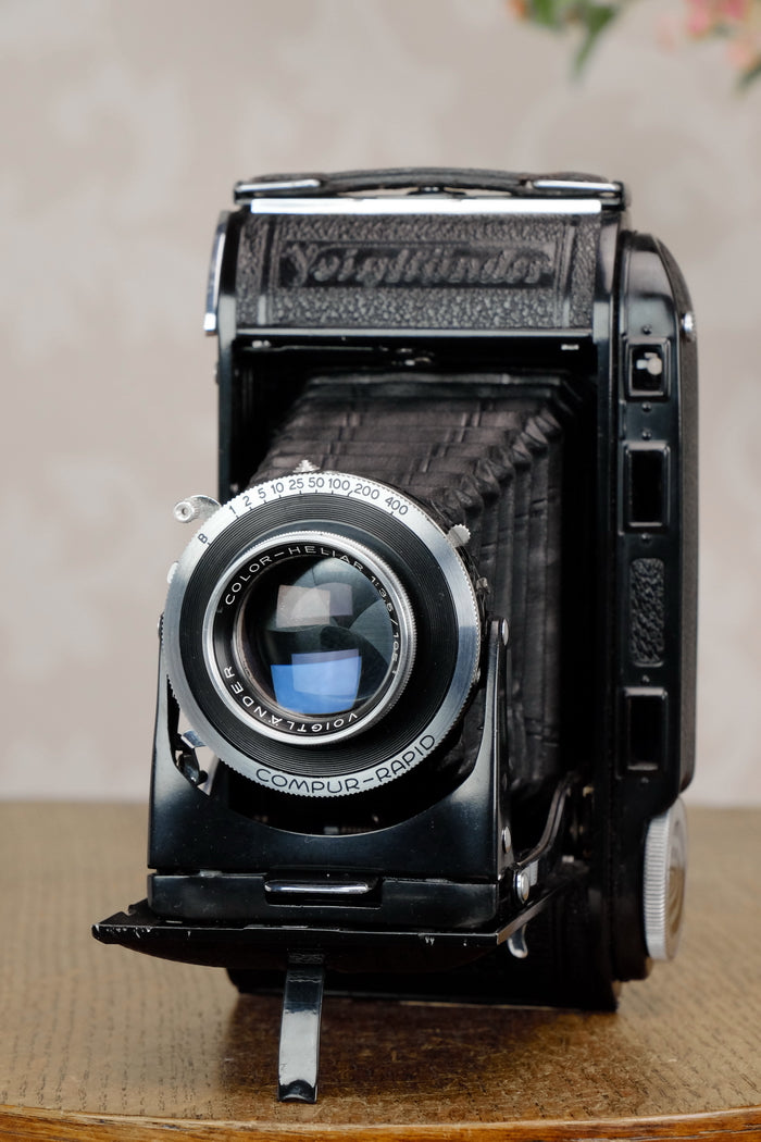 Stunning! 1947 Voigtlander 6x9 Bessa Rangefinder with Color-Heliar lens. Freshly Serviced! - Voigtlander- Petrakla Classic Cameras