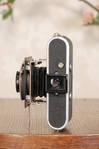 1932 KOCHMANN KORELLE, German folding camera, Freshly Serviced, CLA'd! - Kochmann- Petrakla Classic Cameras