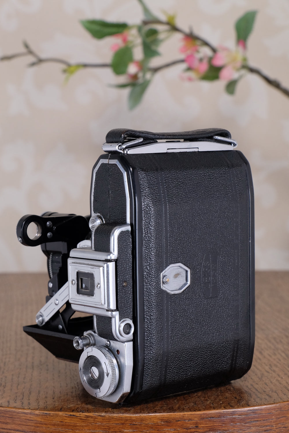 Superb! 1952 Zeiss Ikon Super Ikonta, Synchro-Compur & Coated Tessar . CLA’d, Freshly Serviced!