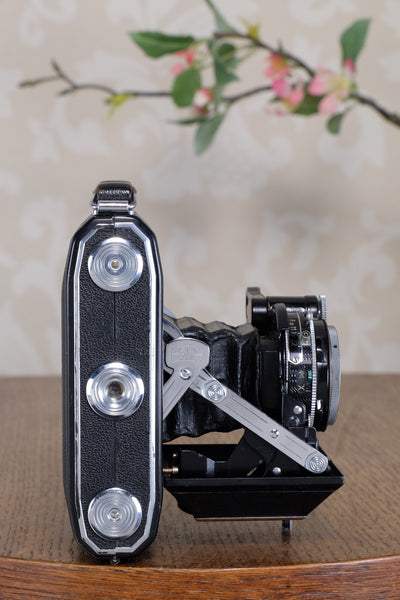 Superb! 1952 Zeiss Ikon Super Ikonta, Synchro-Compur & Coated Tessar . CLA’d, Freshly Serviced!