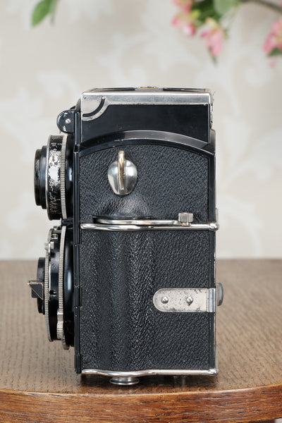 1934 Voigtlander 6x6 Superb TLR, the desirable model with “big ears”, CLA'd, Freshly Serviced! - Voigtlander- Petrakla Classic Cameras