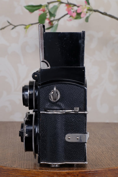 1934 Voigtlander 6x6 Superb TLR, the desirable model with “big ears”, with new surface coated  mirror, CLA’d, Freshly Serviced!