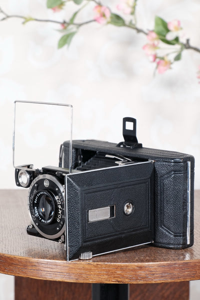 1931 ZEISS-IKON ICARETTE, 6x9 German folding camera with Carl Zeiss Tessar lens. Freshly Serviced, CLA’d - Zeiss-Ikon- Petrakla Classic Cameras