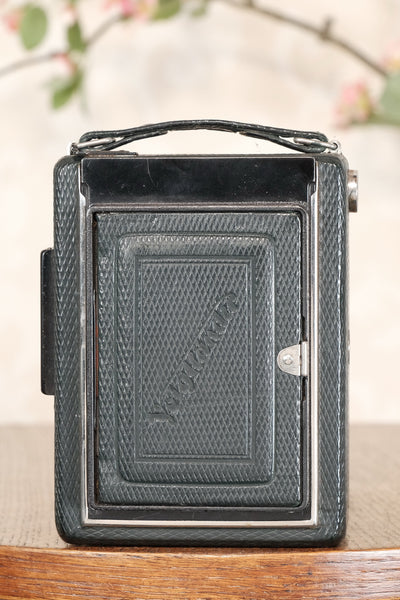 Near Mint! Rare Green Voigtlander 1935 Bergheil with Heliar lens & 120 rollfilm back, Freshly serviced, CLA'd! - Voigtlander- Petrakla Classic Cameras
