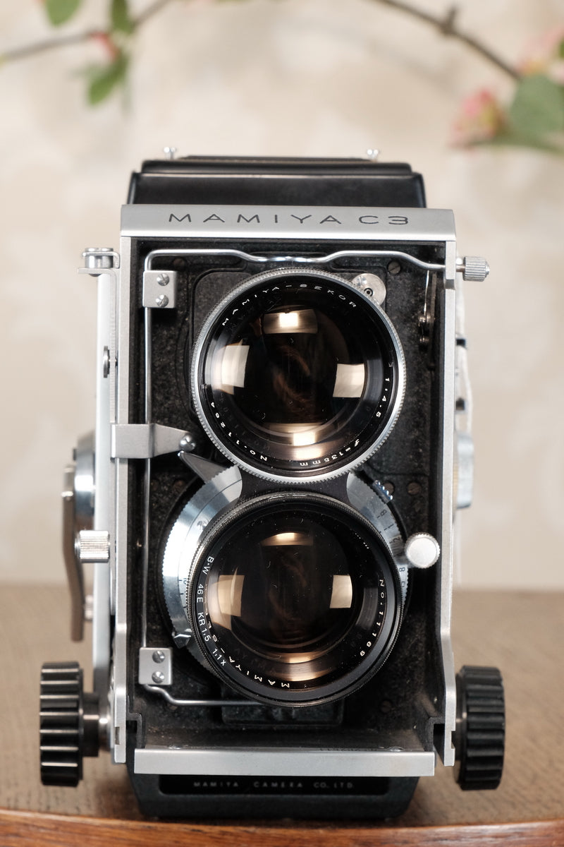 Near Mint! 1962 Mamiya C3 TLR, CLA'd, Freshly Serviced! - Voigtlander- Petrakla Classic Cameras