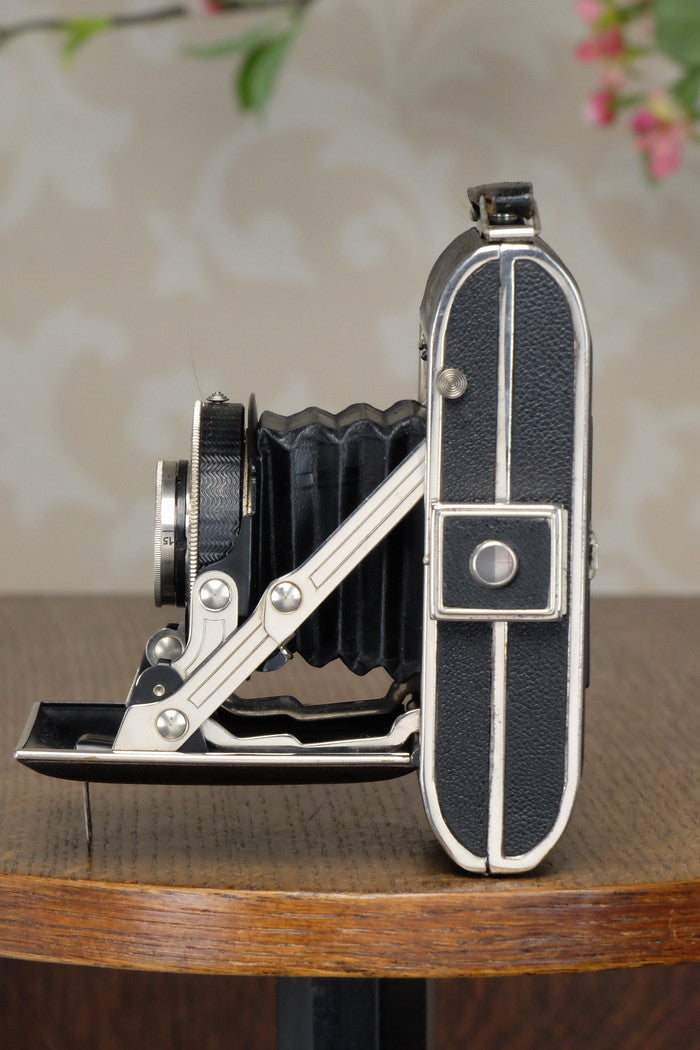 Rare! 6x6 1936 CERTO Super Sport Dolly, CLA'd, Freshly Serviced! - Certo- Petrakla Classic Cameras