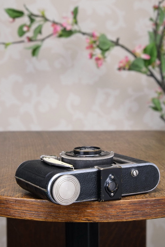 Lovely! 1934 CERTO DOLLY (model B), German folding camera. Freshly Serviced! - Certo- Petrakla Classic Cameras