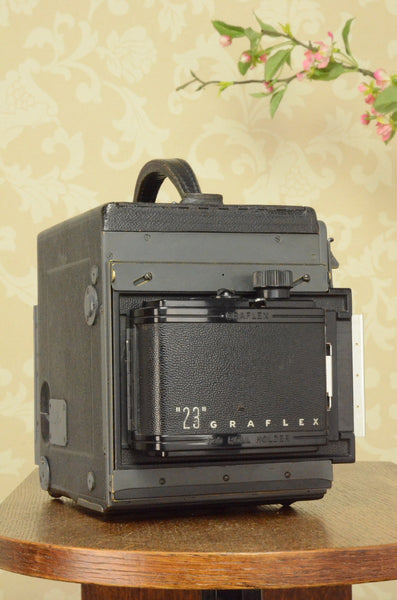 Superb 1930’s Graflex! Medium Format 6x9 SLR Camera, 120 Roll-film - Graflex- Petrakla Classic Cameras