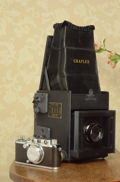 Superb 1930’s Graflex! Medium Format 6x9 SLR Camera, 120 Roll-film - Graflex- Petrakla Classic Cameras