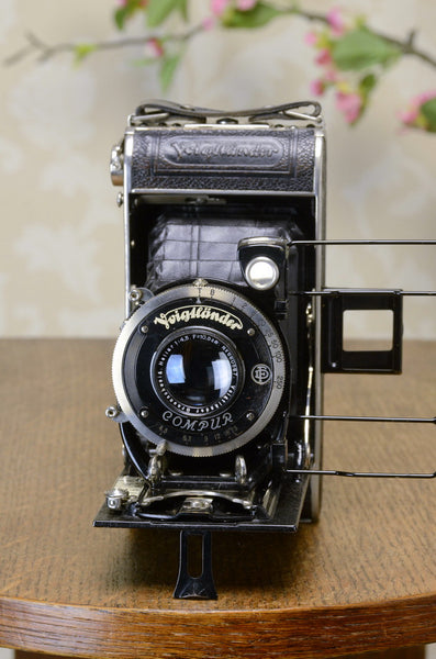 1933 Voigtlander 6x9 Folder with HELIAR lens, CLA'd FRESHLY SERVICED! - Voigtlander- Petrakla Classic Cameras
