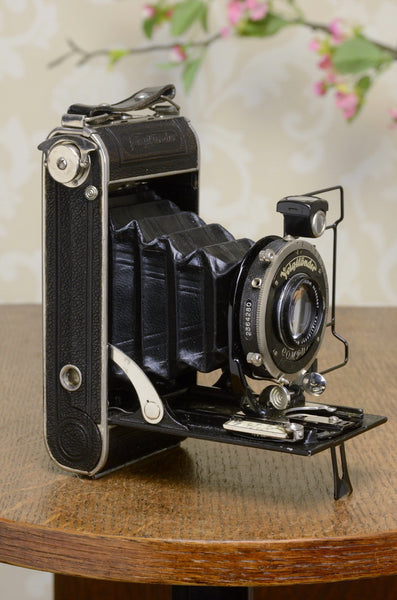 1933 Voigtlander 6x9 Folder with HELIAR lens, CLA'd FRESHLY SERVICED! - Voigtlander- Petrakla Classic Cameras