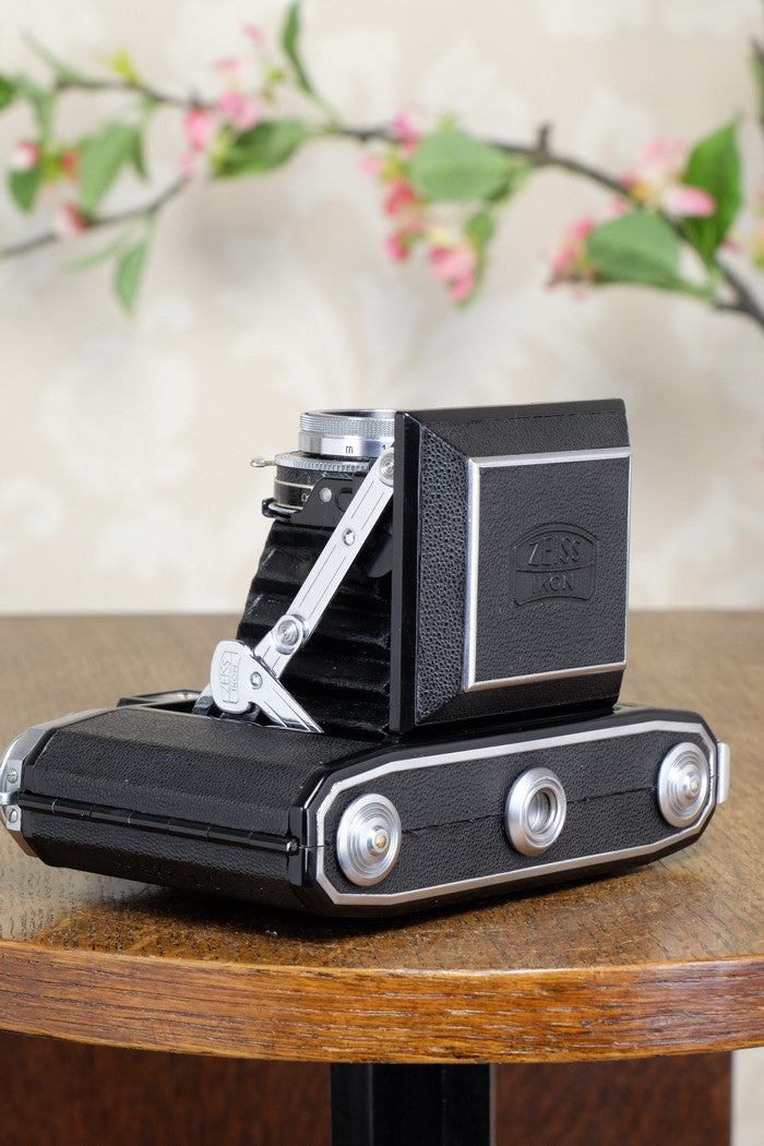 Superb! 1949 6x6 Zeiss Ikon Ikonta B 523/16 CLA’d, Freshly serviced! - Zeiss-Ikon- Petrakla Classic Cameras