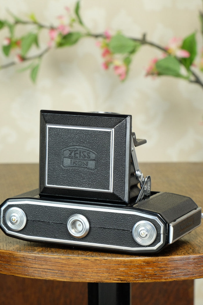 Superb! 1949 6x6 Zeiss Ikon Ikonta B 523/16 CLA’d, Freshly serviced! - Zeiss-Ikon- Petrakla Classic Cameras