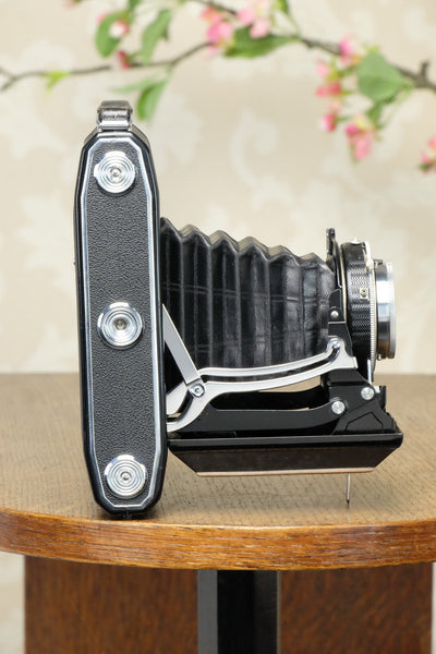 Near Mint! 1952 Zeiss-Ikon Ikonta 6x9, Coated Tessar lens, FRESHLY SERVICED! - Zeiss-Ikon- Petrakla Classic Cameras