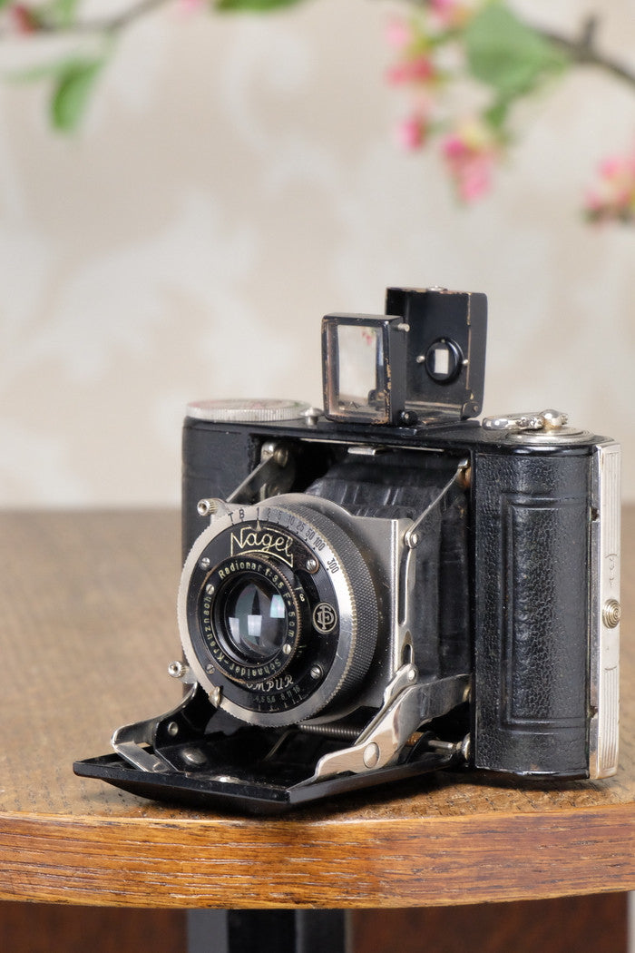 1931 Nagel Vollenda, German folding camera. Freshly Serviced! - Nagel- Petrakla Classic Cameras