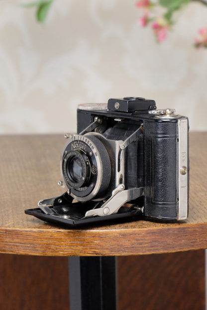 1931 Nagel Vollenda, German folding camera. Freshly Serviced! - Nagel- Petrakla Classic Cameras