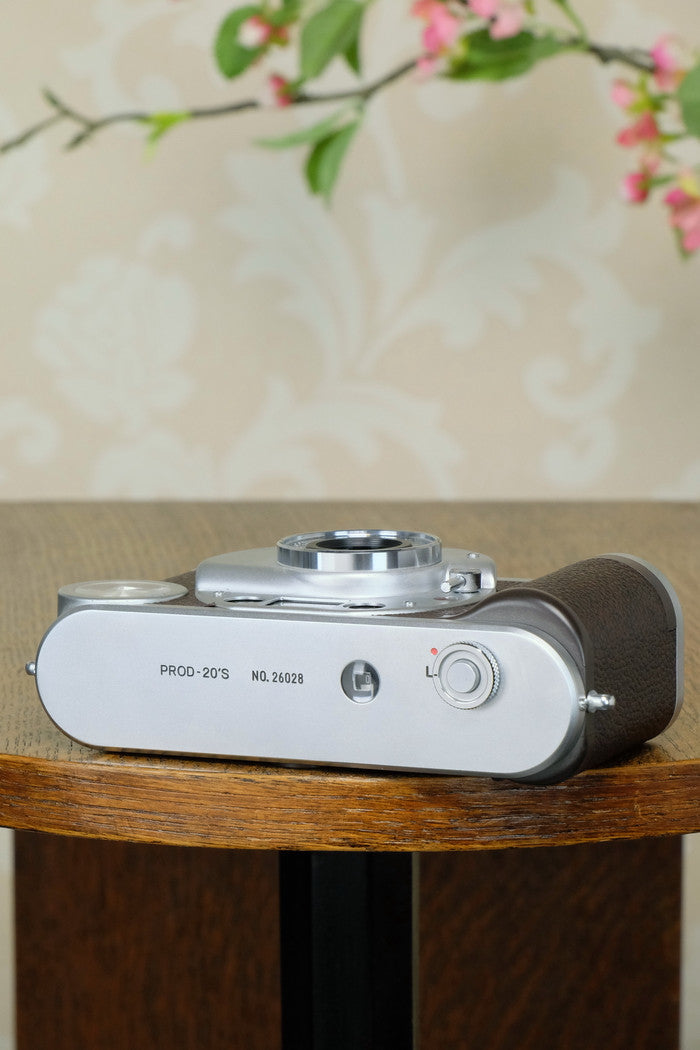 MINT! Minolta 35mm Prod 20’s Cult Camera With Original Box, strap, cap & instructions - Minolta- Petrakla Classic Cameras