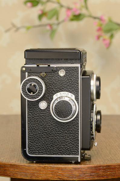 NEAR MINT! 1939 Rolleicord, FRESHLY SERVICED! - Frank & Heidecke- Petrakla Classic Cameras
