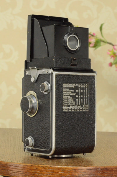 1938 Rolleiflex Automat, Freshly Serviced, with leather case. FRESHLY SERVICED! - Frank & Heidecke- Petrakla Classic Cameras