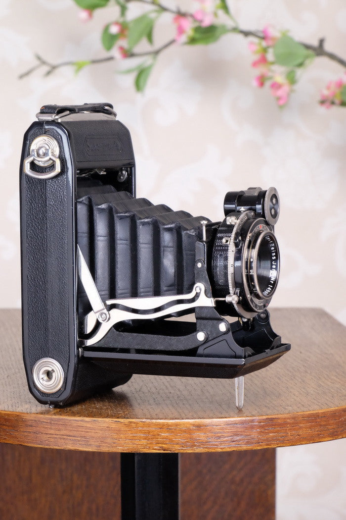Superb! 1934 Zeiss Ikon Super Ikonta 6x9, Tessar lens, Freshly Serviced - Zeiss-Ikon- Petrakla Classic Cameras