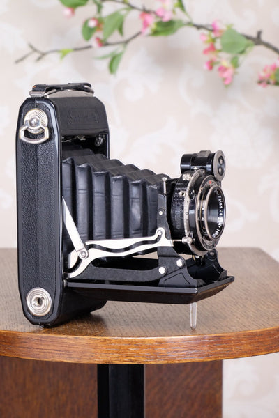 Superb! 1934 Zeiss Ikon Super Ikonta 6x9, Tessar lens, Freshly Serviced - Zeiss-Ikon- Petrakla Classic Cameras