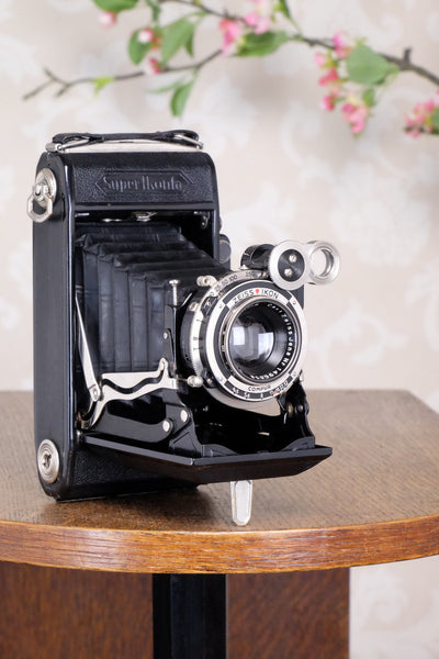 Superb! 1934 Zeiss Ikon Super Ikonta 6x9, Tessar lens, Freshly Serviced - Zeiss-Ikon- Petrakla Classic Cameras