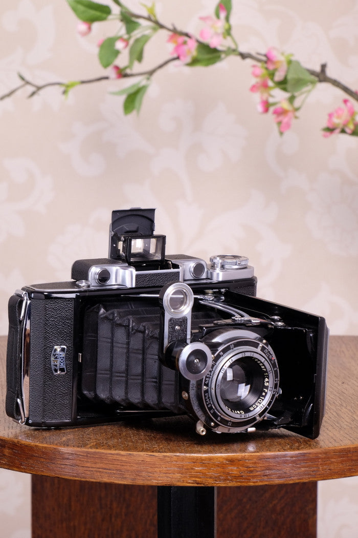 NEAR MINT! 1938 6x9 Super Ikonta with Tessar Lens, FRESHLY SERVICED - Zeiss-Ikon- Petrakla Classic Cameras