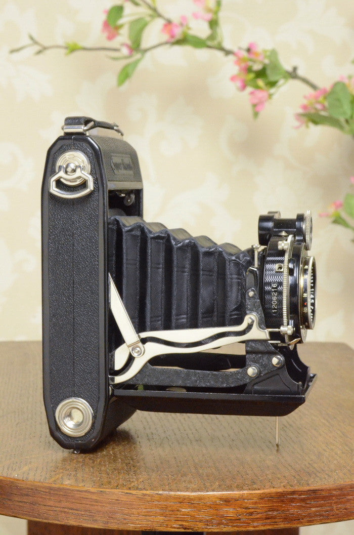 SUPERB! 1934 Zeiss Ikon Super Ikonta 6x9, Tessar lens, Freshly Serviced! - Zeiss-Ikon- Petrakla Classic Cameras