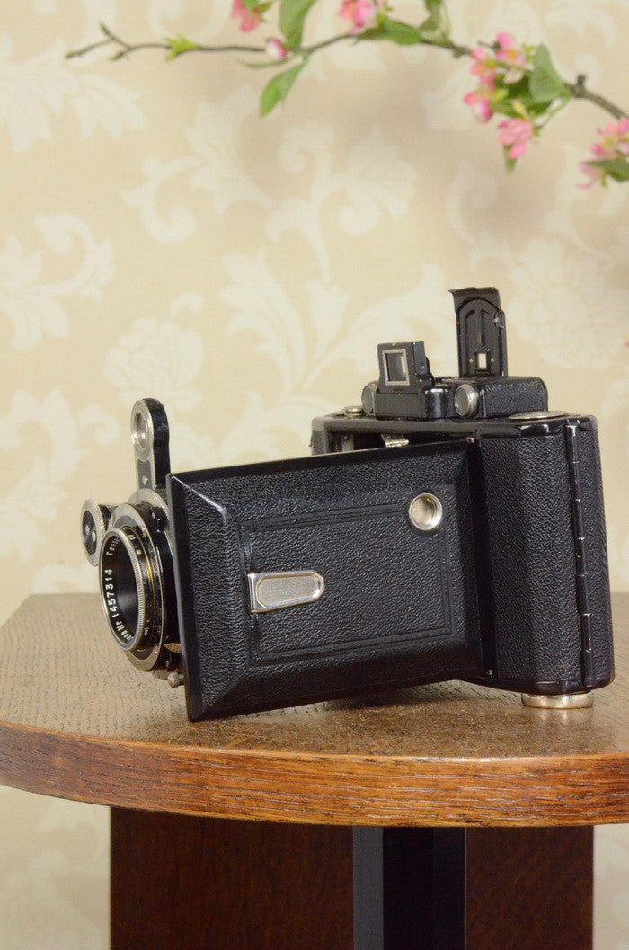 SUPERB! 1934 Zeiss Ikon Super Ikonta 6x9, Tessar lens, Freshly Serviced! - Zeiss-Ikon- Petrakla Classic Cameras