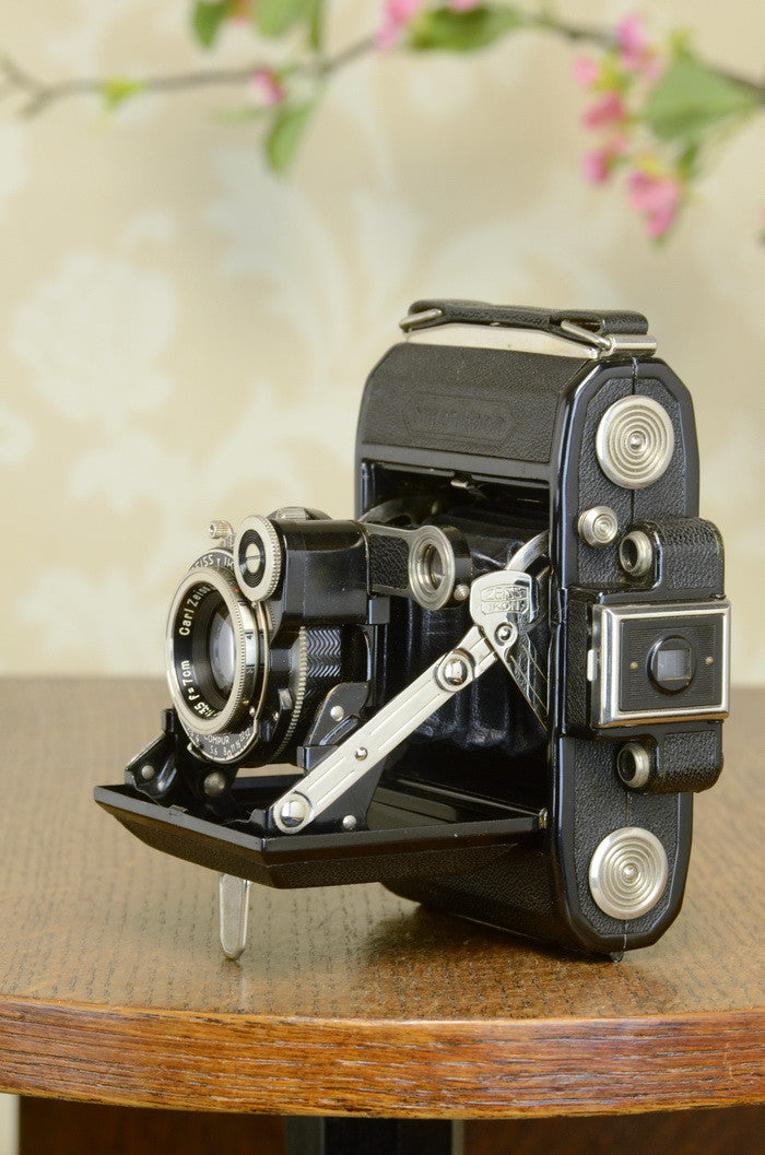 SUPERB! 1936 ZEISS-IKON SUPER IKONTA, Tessar lens, CLA’d - Zeiss-Ikon- Petrakla Classic Cameras