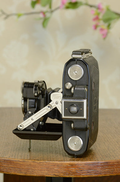 SUPERB! 1936 ZEISS-IKON SUPER IKONTA, Tessar lens, CLA’d - Zeiss-Ikon- Petrakla Classic Cameras