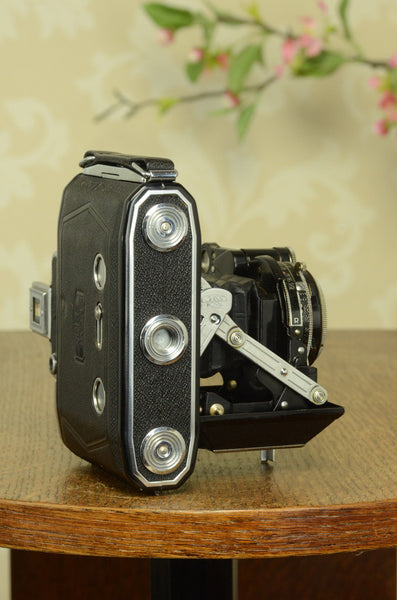 SUPERB! 1937 ZEISS-IKON SUPER IKONTA, Tessar lens, CLA’d, Freshly Serviced! - Zeiss-Ikon- Petrakla Classic Cameras