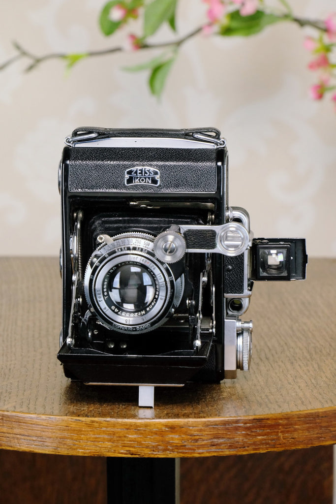 SUPERB! 1938 6x4.5 ZEISS-IKON SUPER IKONTA, Tessar lens, CLA’d - Zeiss-Ikon- Petrakla Classic Cameras