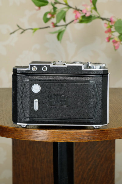 1936 Zeiss Ikon Super Ikonta, Tessar lens, CLA'd, Freshly Serviced! - Zeiss-Ikon- Petrakla Classic Cameras