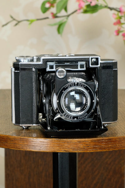 1936 Zeiss Ikon Super Ikonta, Tessar lens, CLA'd, Freshly Serviced! - Zeiss-Ikon- Petrakla Classic Cameras