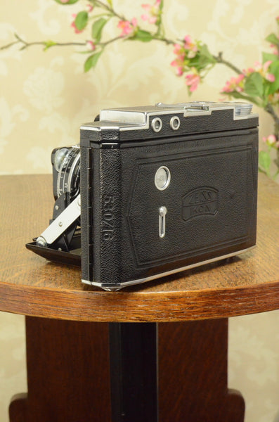 1936 Zeiss Ikon Super Ikonta, Tessar lens, Freshly Serviced! - Zeiss-Ikon- Petrakla Classic Cameras