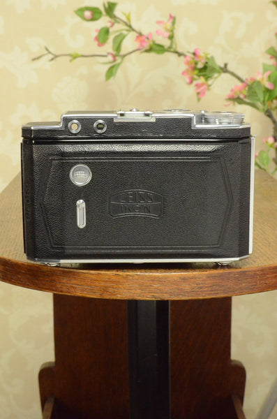 1936 Zeiss Ikon Super Ikonta, Tessar lens, Freshly Serviced! - Zeiss-Ikon- Petrakla Classic Cameras