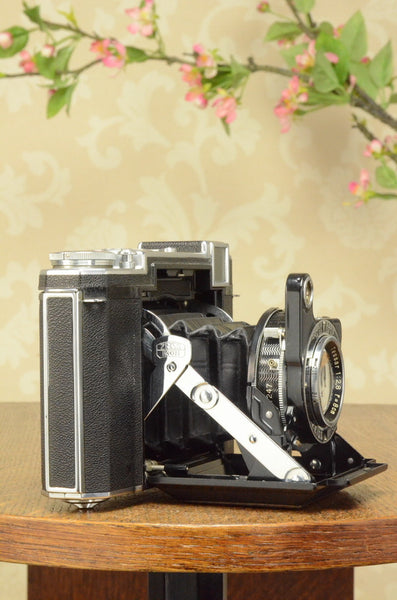 NEAR MINT! 1939 Zeiss Ikon Super Ikonta 6x6, Tessar lens, Freshly Serviced! - Zeiss-Ikon- Petrakla Classic Cameras